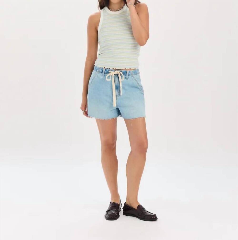 NEW DAZE poolside pull on short in charmed